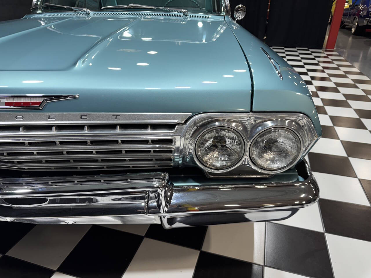 1962 Chevrolet Impala 32