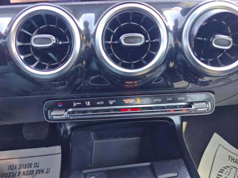 2019 Mercedes-Benz A-Class A 220
