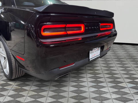 2017 Dodge Challenger SXT