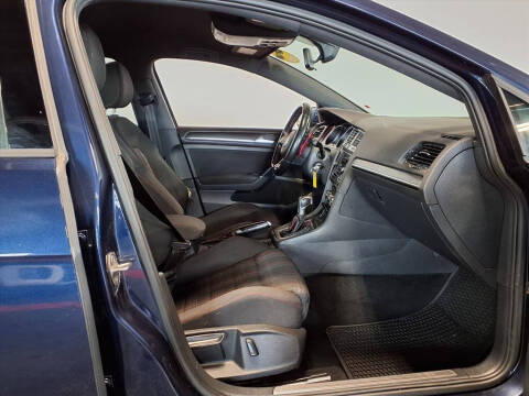 2018 Volkswagen Golf GTI S