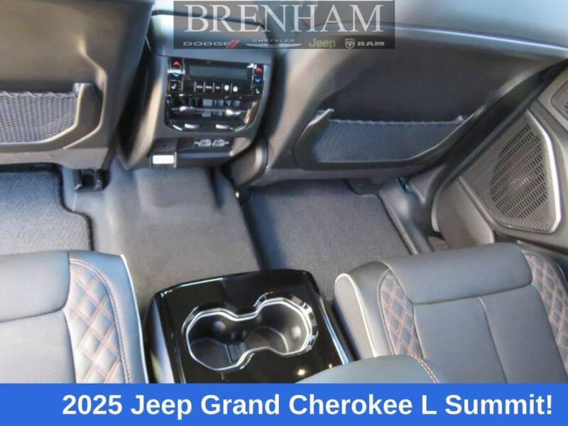 2025 Jeep Grand Cherokee L Summit
