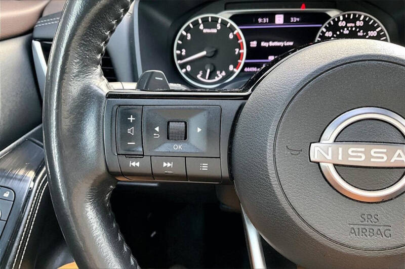 2022 Nissan Rogue SL