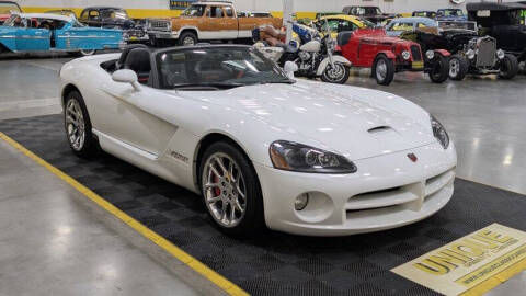 2004 Dodge Viper SRT-10