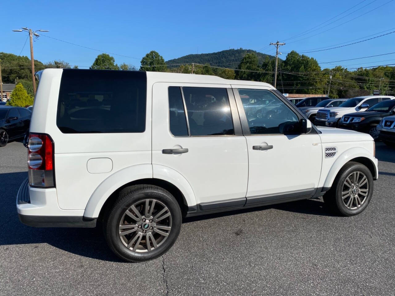 2011 Land Rover LR4 for sale at Driven Pre-Owned in Lenoir, NC