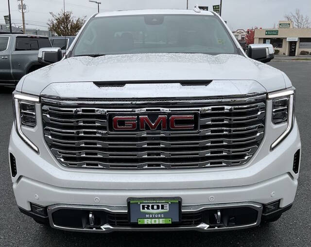 Used 2024 GMC Sierra 1500 Denali Denali with VIN 3GTUUGE88RG129531 for sale in Grants Pass, OR