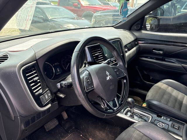 2019 Mitsubishi Outlander LE
