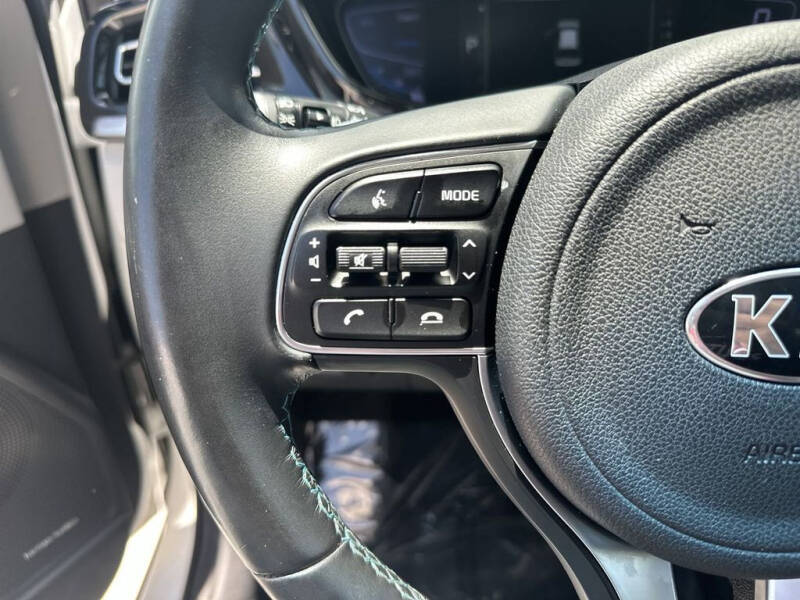 2020 Kia Niro Plug-In Hybrid EX Premium