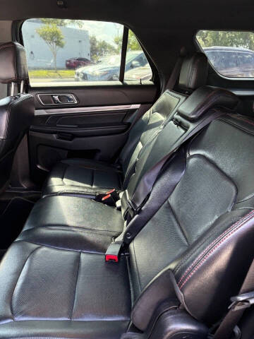 2016 Ford Explorer Sport