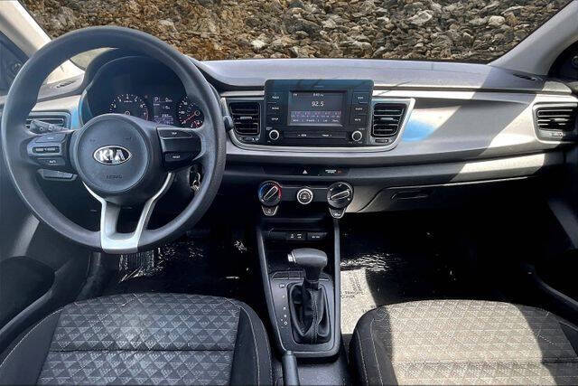 2018 Kia Rio 5-Door LX