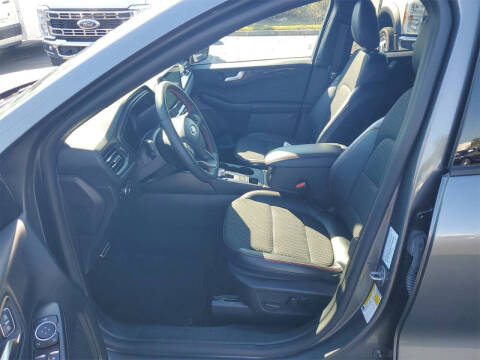 2024 Ford Escape Hybrid ST-Line