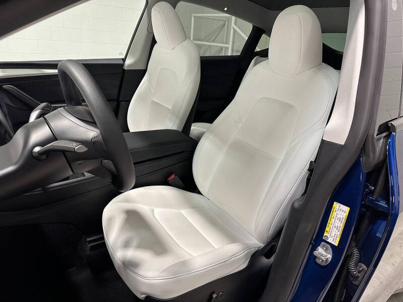 2024 Tesla Model Y Long Range