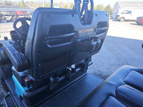 2024 Evolution Maverick 4