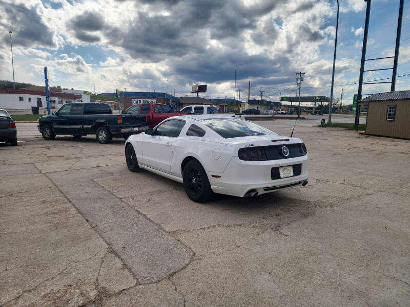 2014 Ford Mustang V6