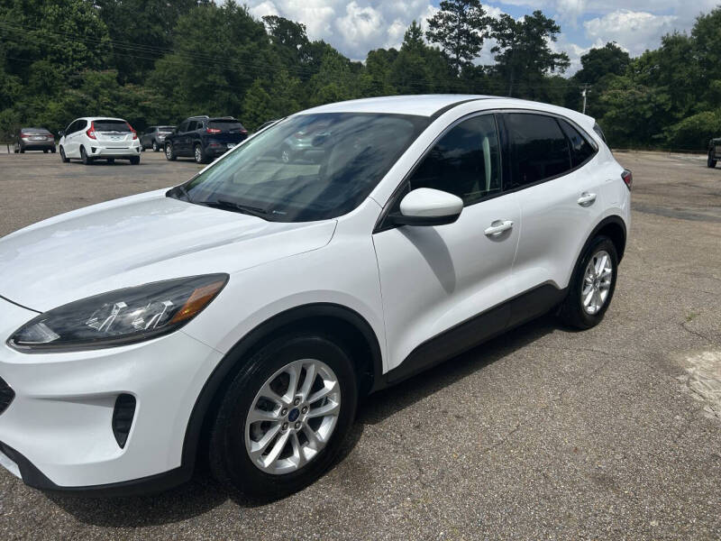 2021 Ford Escape SE FWD's photo
