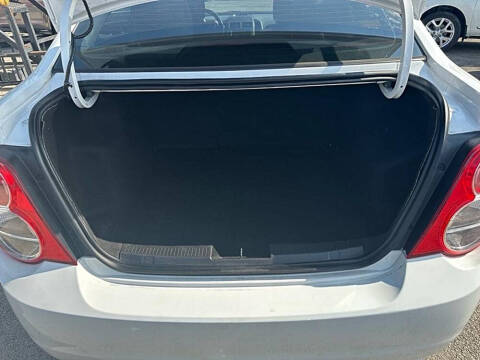 2015 Chevrolet Sonic LT Auto