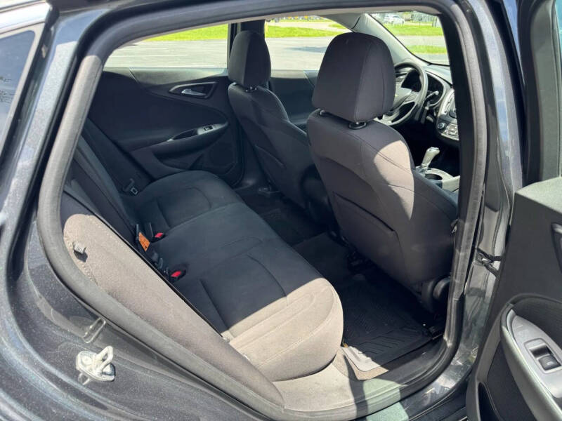 2017 Chevrolet Malibu LS