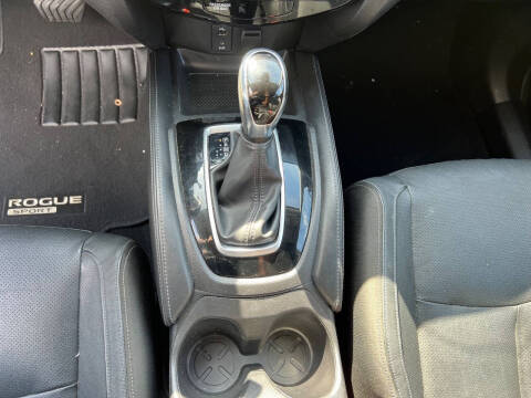 2017 Nissan Rogue Sport SL