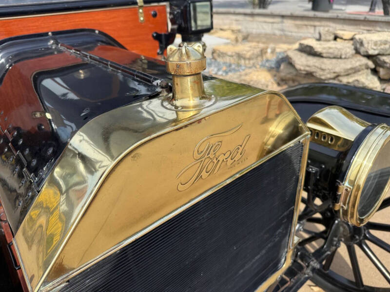 1914 Ford Model T