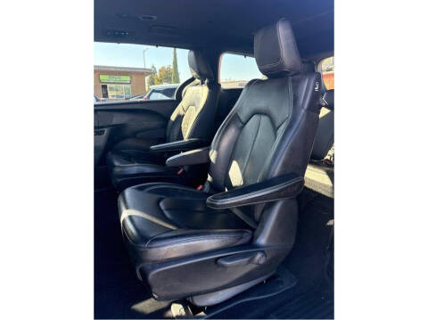 2019 Chrysler Pacifica Hybrid