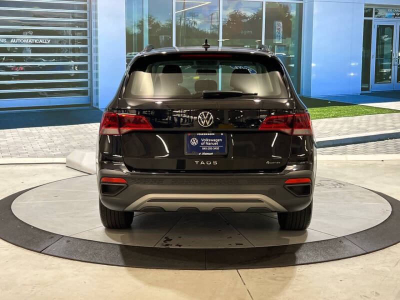 2022 Volkswagen Taos S 4Motion