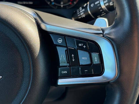 2019 Jaguar F-PACE S