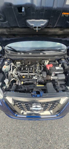 2019 Nissan Kicks SR