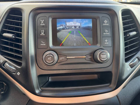 2016 Jeep Cherokee Sport