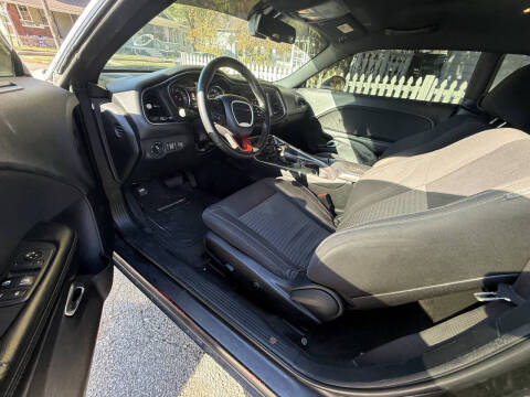 2018 Dodge Challenger SXT