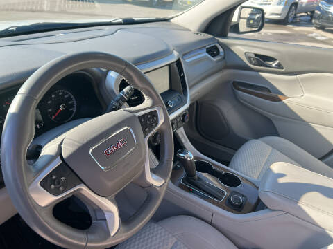 2017 GMC Acadia SLE-2