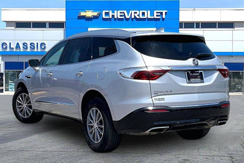 2022 Buick Enclave Premium