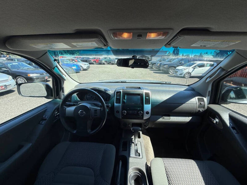 2012 Nissan Frontier SV