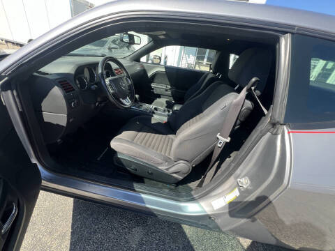 2014 Dodge Challenger SXT