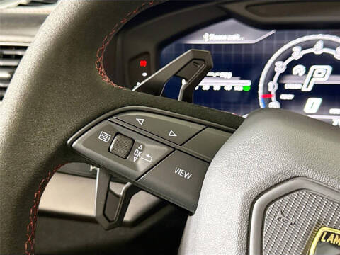 2023 Lamborghini Urus Performante