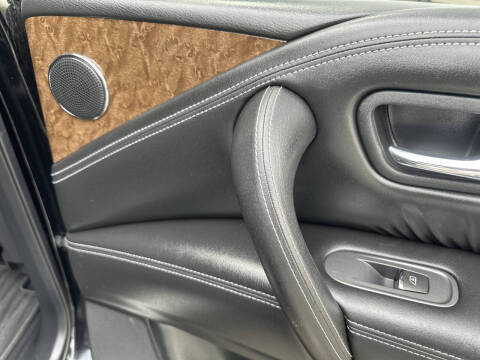 2017 Infiniti QX80