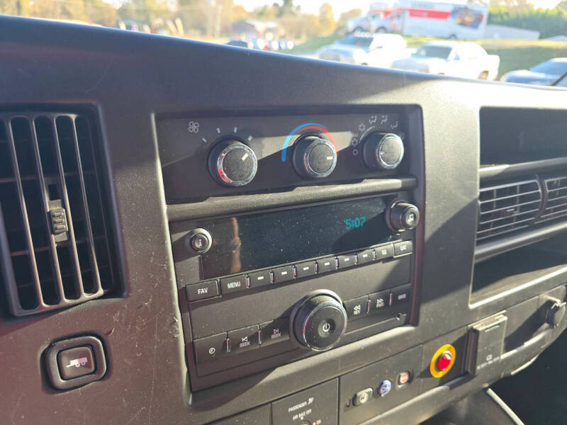 2021 Chevrolet Express 2500