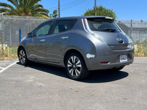 2015 Nissan LEAF S