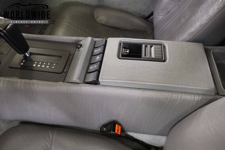 1981 DeLorean DMC-12