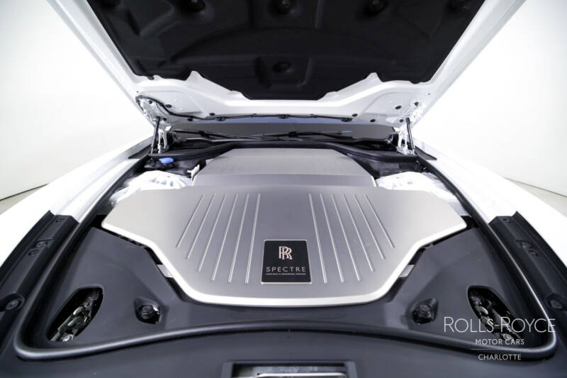 2024 Rolls-Royce Spectre