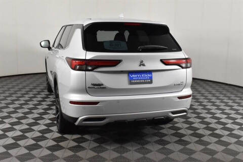 2024 Mitsubishi Outlander PHEV SE