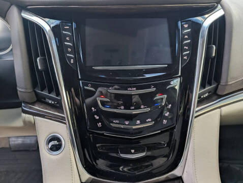 2017 Cadillac Escalade Premium Luxury