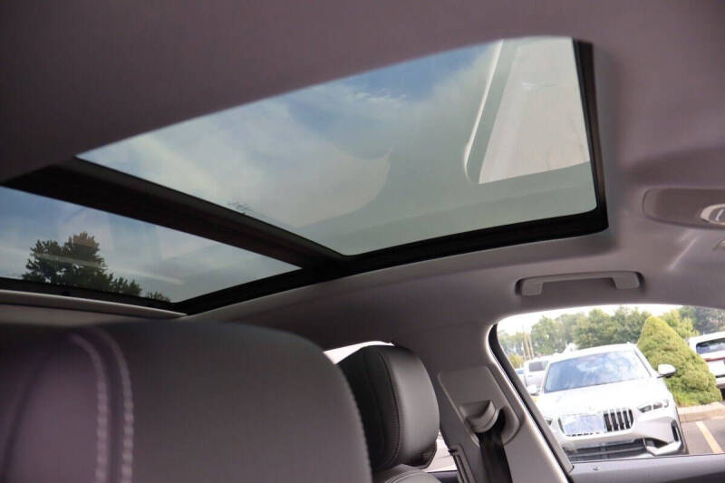 2021 Audi e-tron quattro Premium Plus