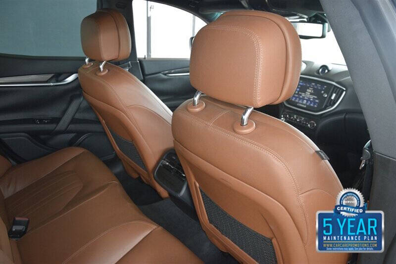 2015 Maserati Ghibli