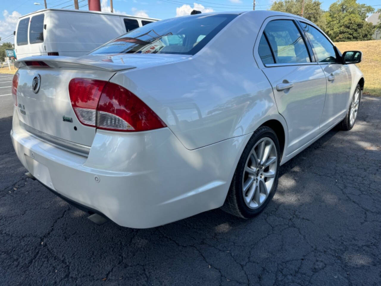 2010 Mercury Milan for sale at AUSTIN PREMIER AUTO in Austin, TX