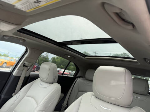 2019 Cadillac XT4 Luxury