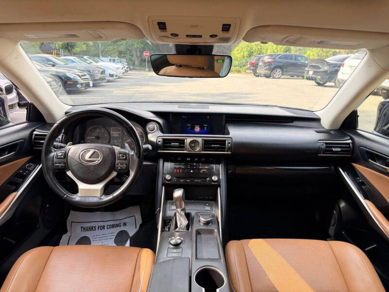 2017 Lexus IS 300