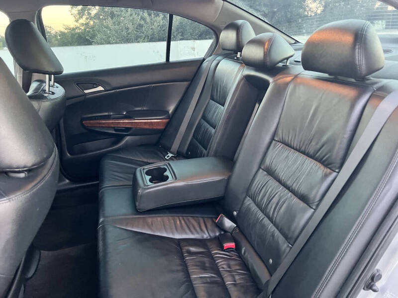 2012 Honda Accord EX-L V6 w/Navi