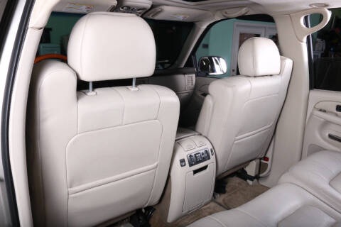 2002 Cadillac Escalade