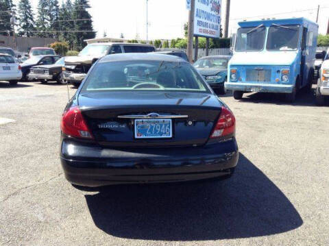 2001 Ford Taurus SE