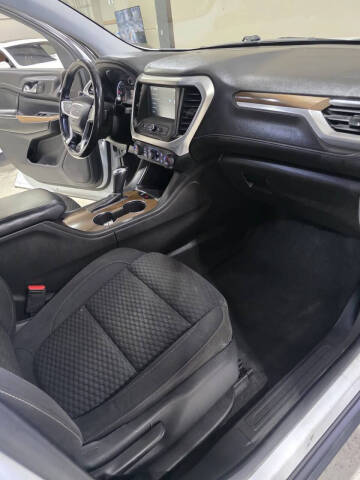 2019 GMC Acadia SLE-1