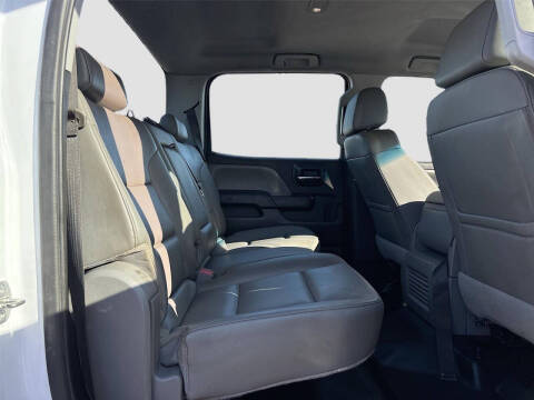 2022 Chevrolet Silverado 5500HD